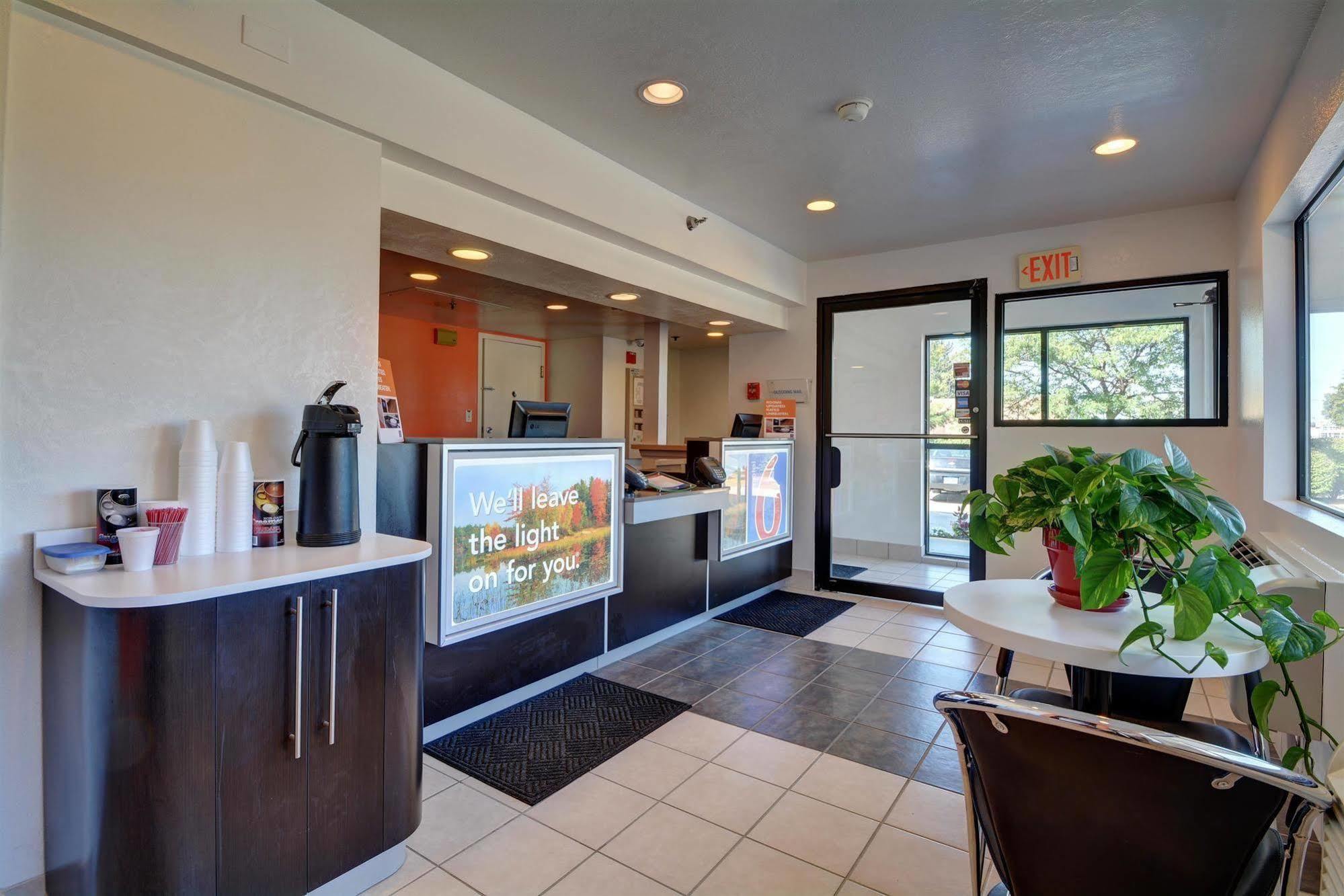 Motel 6-Windsor Locks, Ct - Hartford מראה חיצוני תמונה