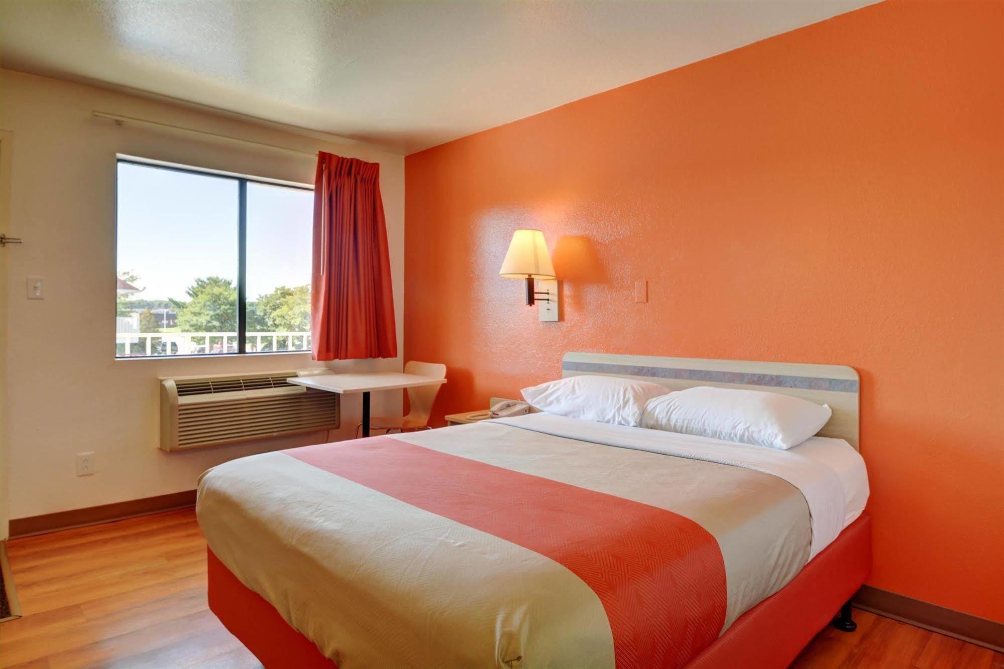 Motel 6-Windsor Locks, Ct - Hartford מראה חיצוני תמונה