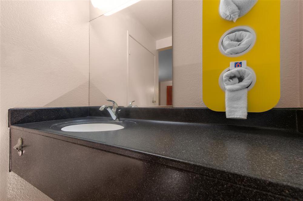 Motel 6-Windsor Locks, Ct - Hartford חדר תמונה